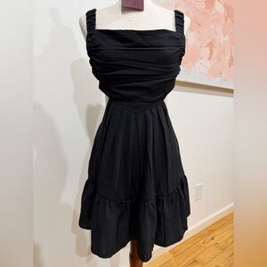 Elegant Black Backless Dress